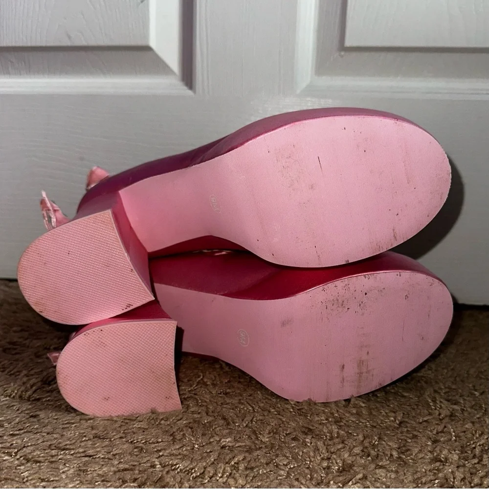 Trickz N Treatz Dolls Kill Pink Ruffle Shoes BISOU BABY Platform Heels 9 Marie - Picture 10 of 16